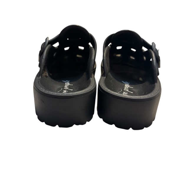 NEW Free People Karlie Buckle Clogs Size 6 Black Mules Slip-On EVA Buckle Detail - Picture 4 of 14